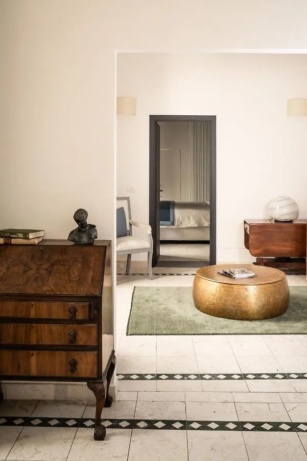 Aqa Palace Florence Guest house