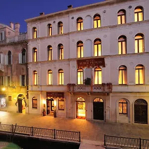 Ai Due Principi Otel Venedik