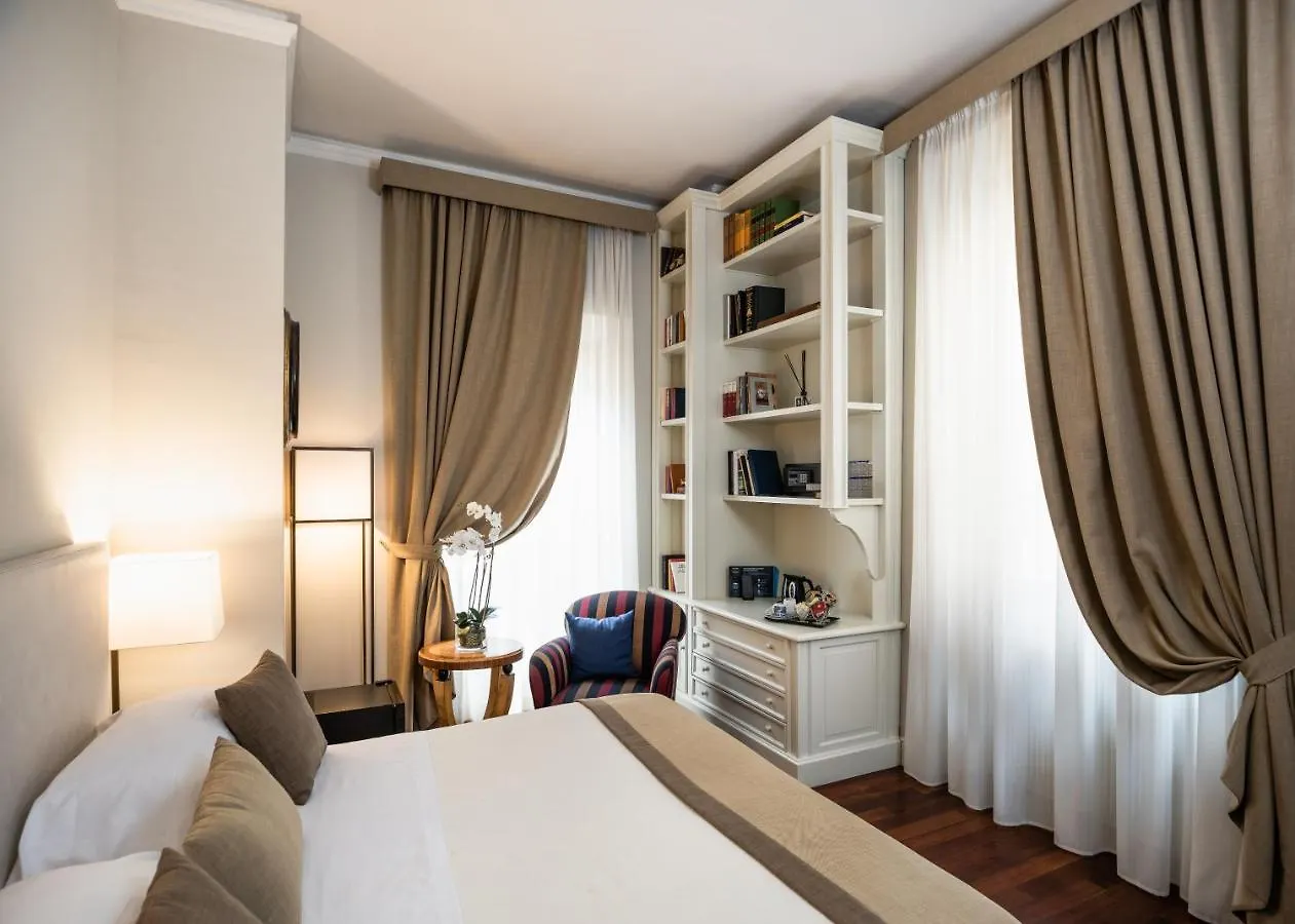 AQA Palace Florencia 3*,